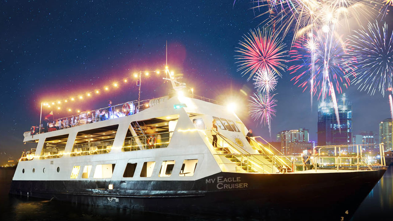 manila bay yacht cruise dinner review
