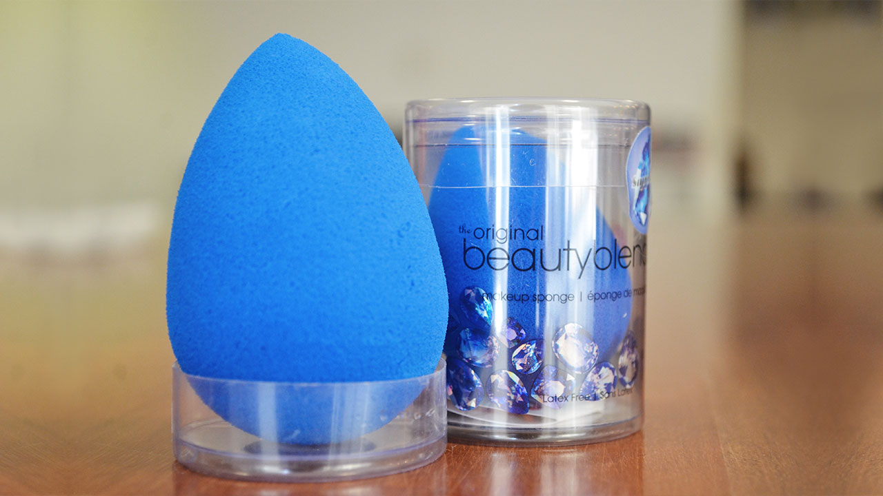 The Sapphire Beautyblender is Now on - Calyxta